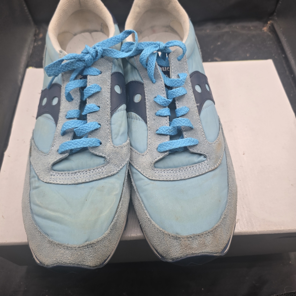 Saucony Light Blue Sneakers with Teal Laces